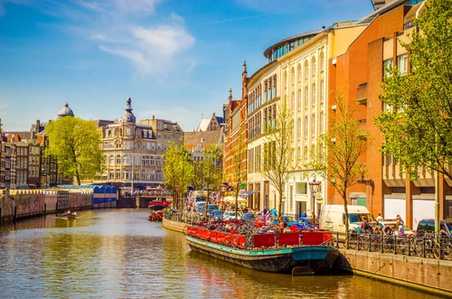 весна, город, амстердам, лодка, канал, красные, зеленые, коричневые